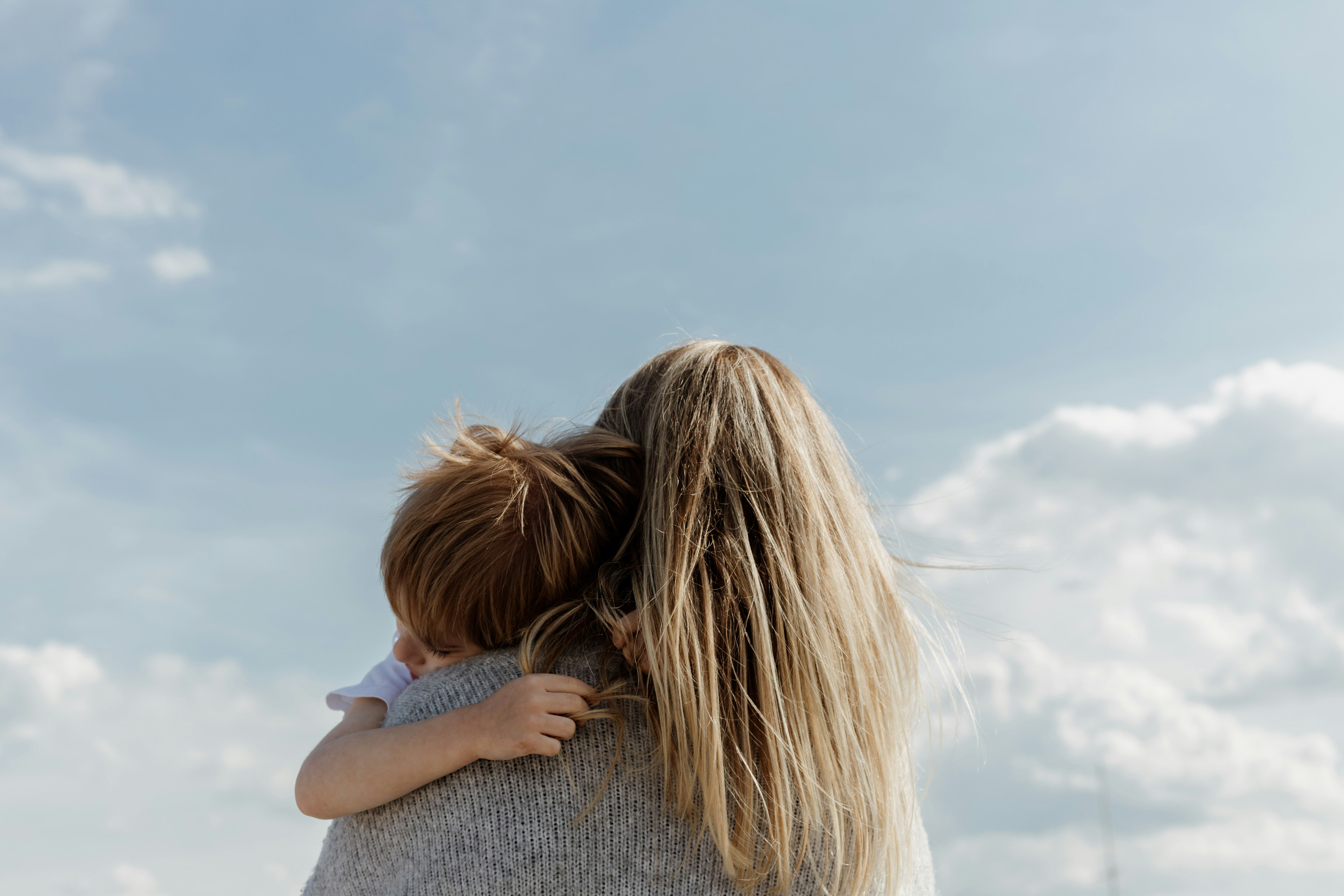 7 Practical Solutions for Single Parenthood Challenges