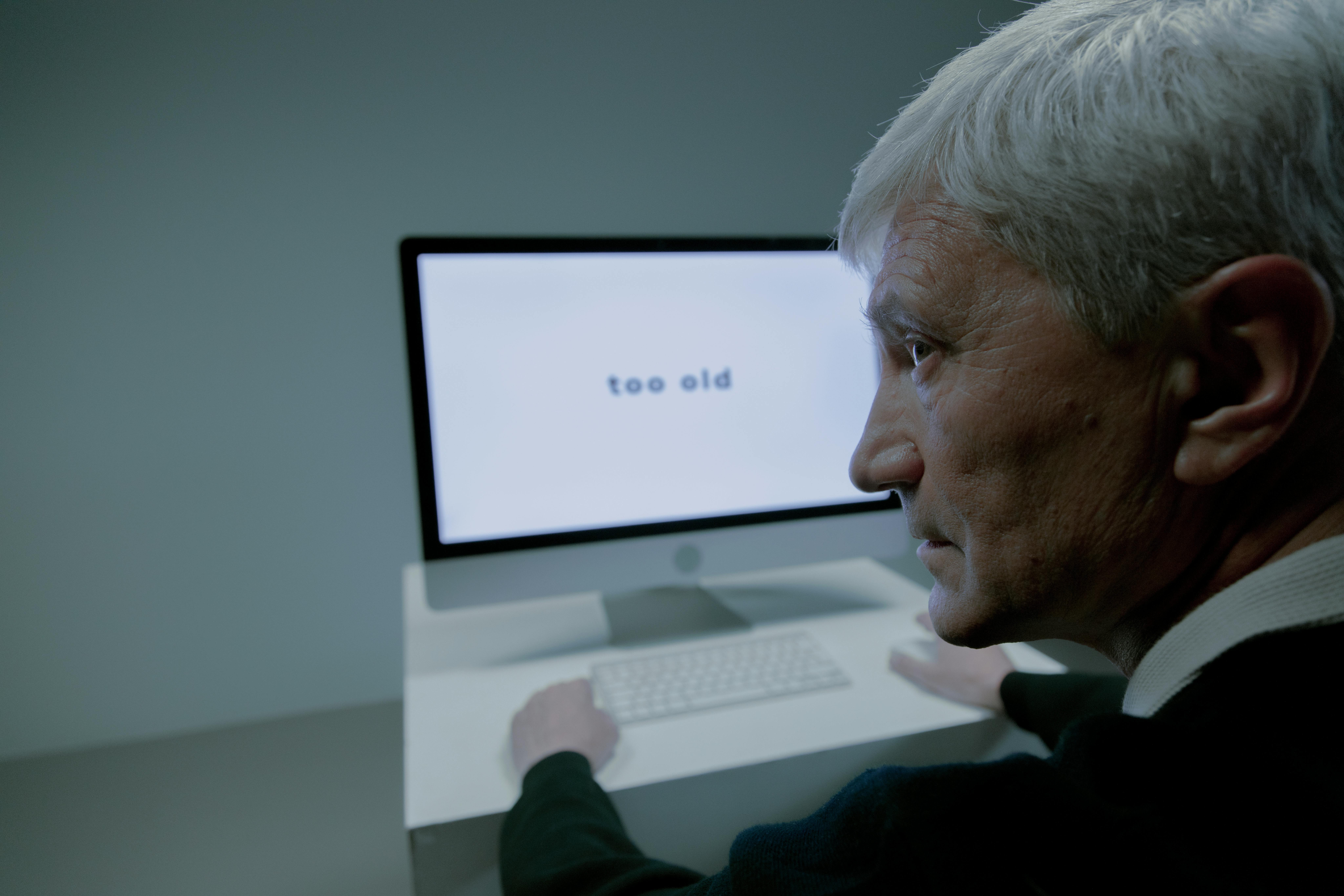 Strategies For Overcoming Ageism In The Modern Workplace