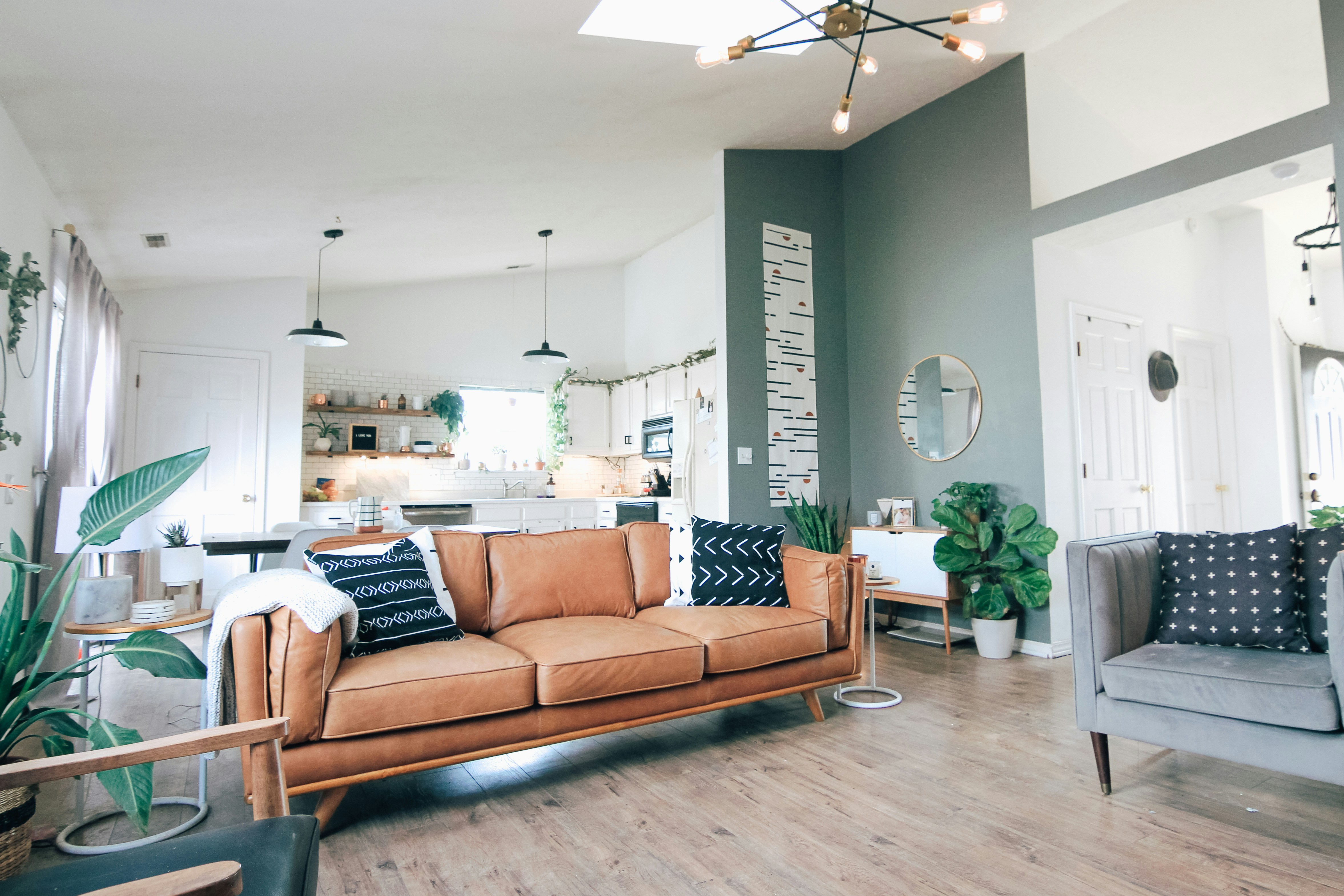 Easy Ways To Organize Shared Spaces For Expanding Families