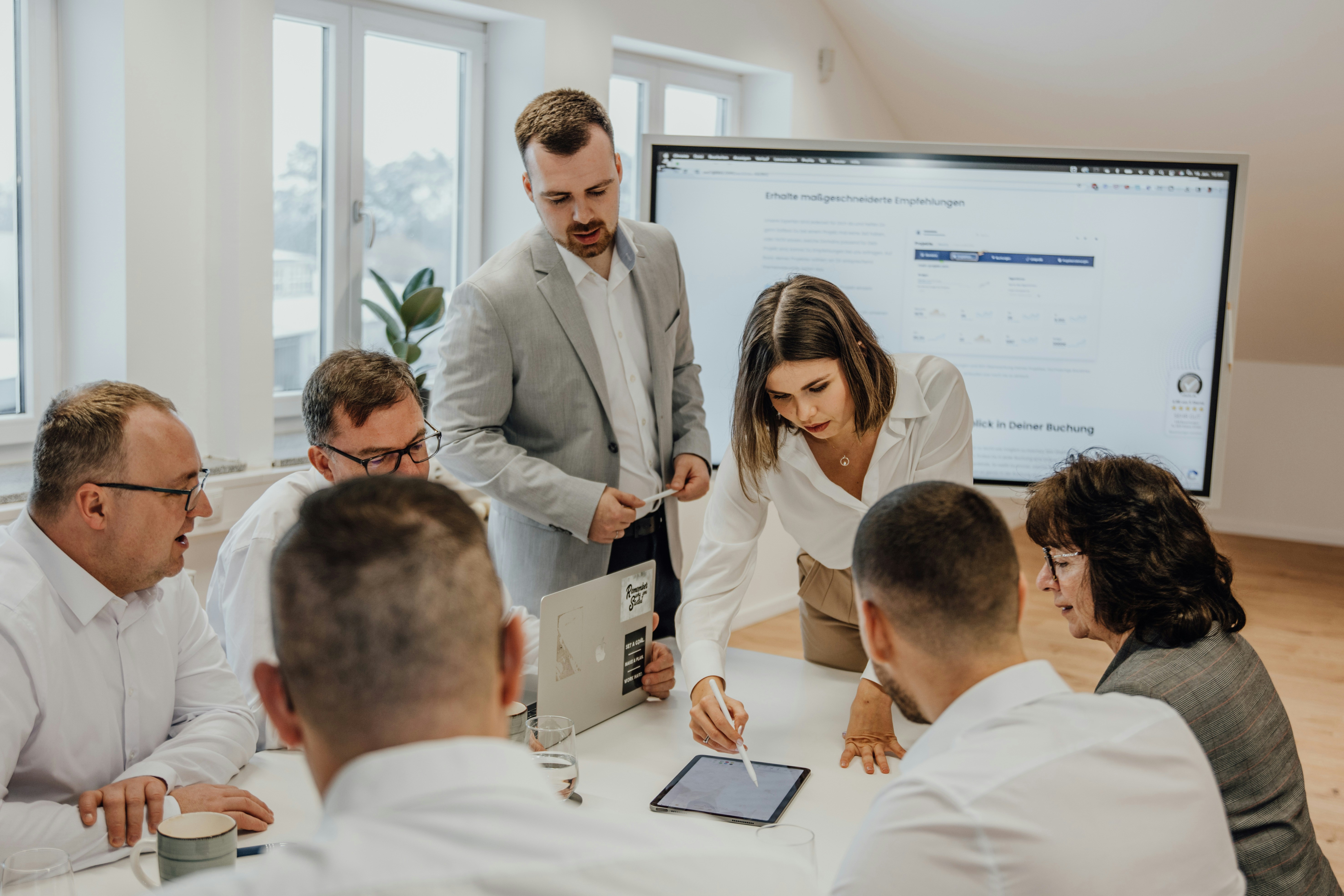 Top Ways to Navigate Office Politics Without Compromising Integrity